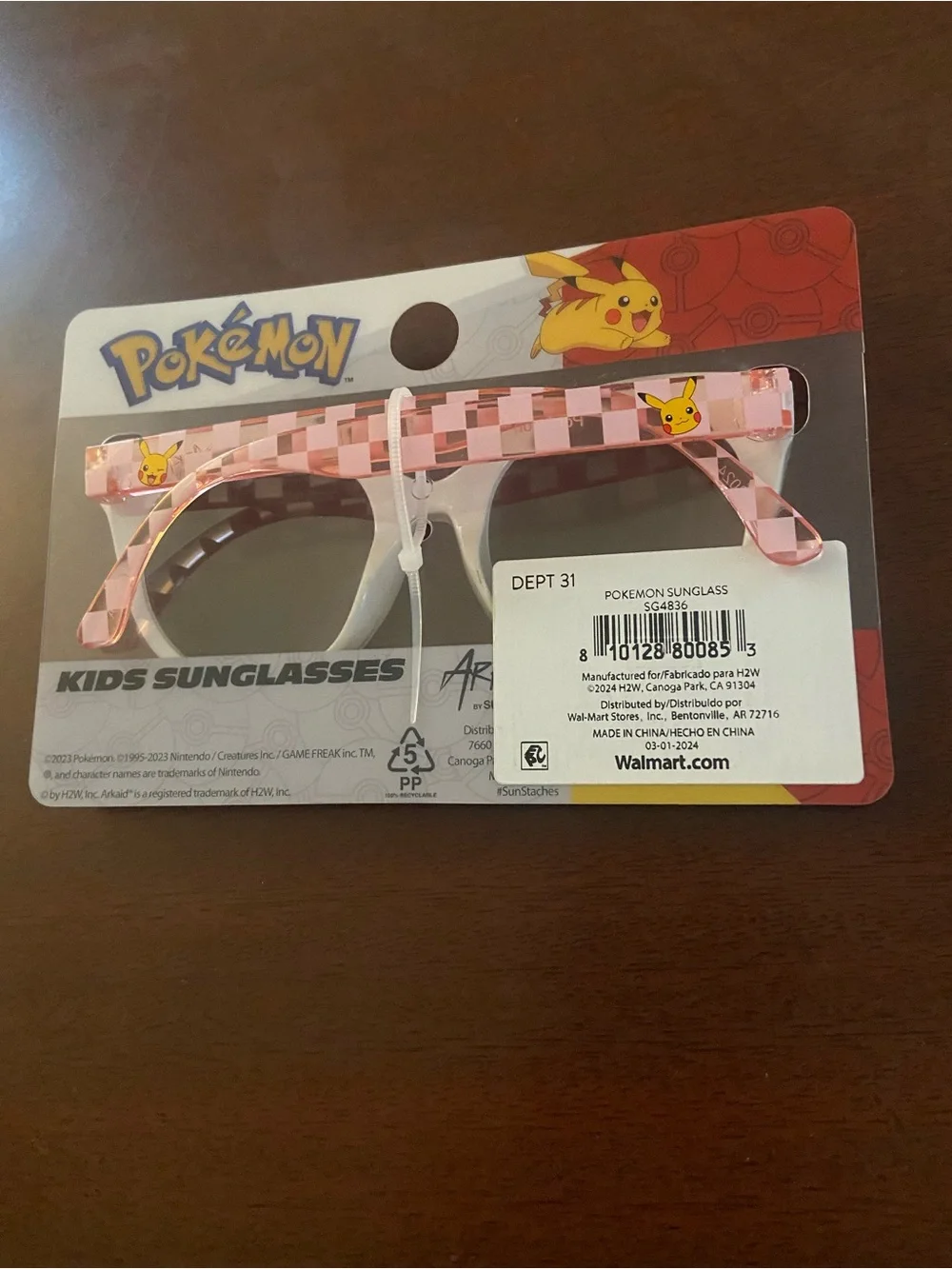 Pokémon Pikachu Glitter Round Sunglasses